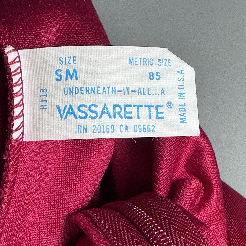 Vintage Vassarette Fleece Robe Red White USA‎ Pockets Cozy Retro Lounge Sz S - Picture 6 of 7